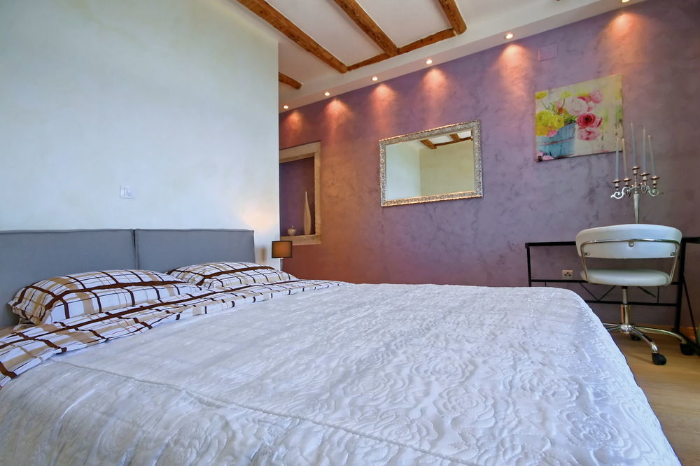 Angelo D'Oro Apartment Monte Ровин Екстериор снимка