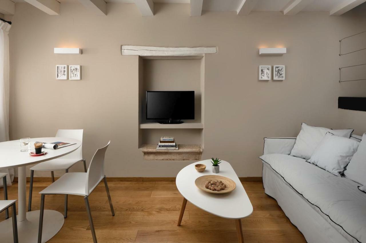 Angelo D'Oro Apartment Monte Ровин Екстериор снимка